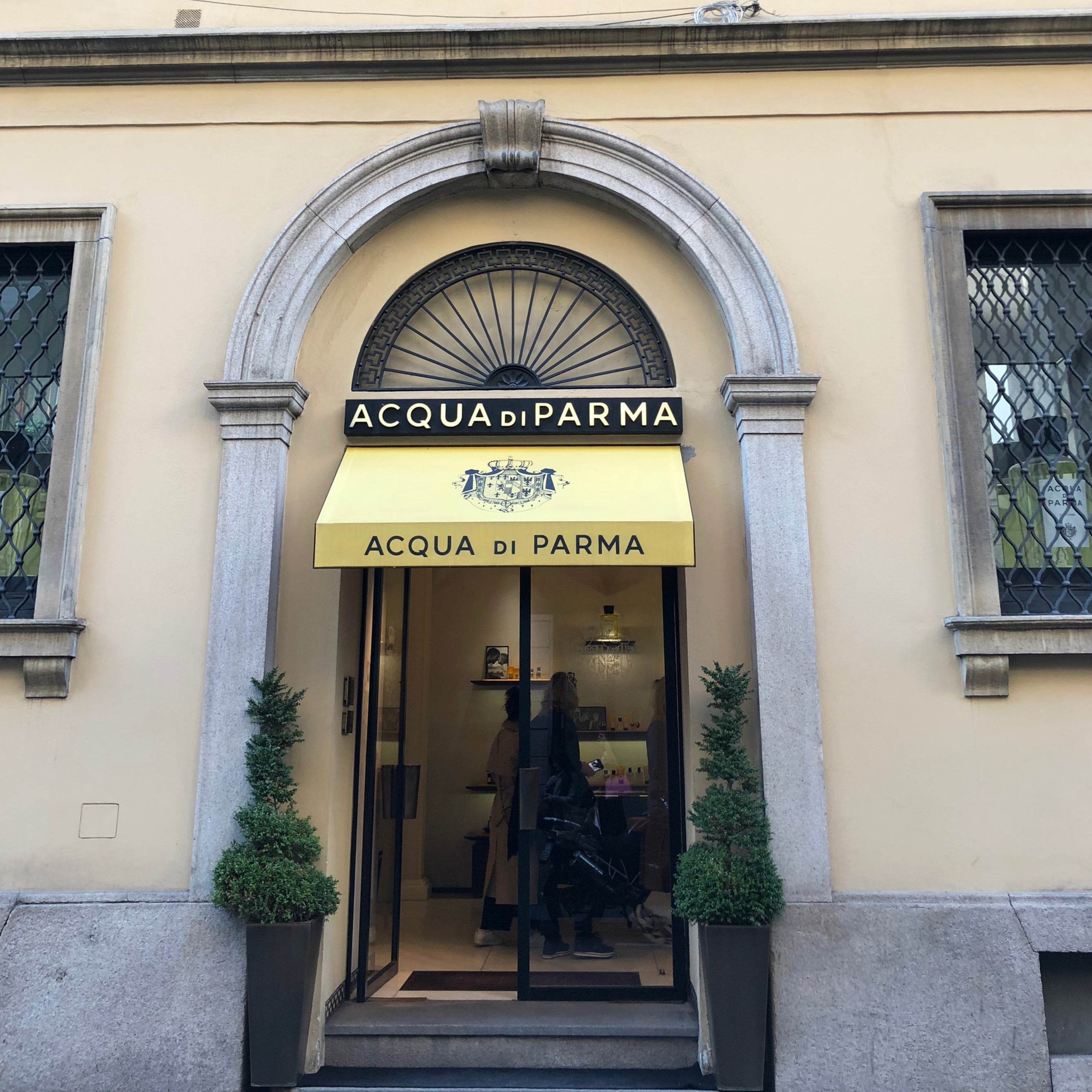 Acqua Di Parma Blu Mediterraneo Mirto Di Panarea Candle | My Perfume Shop Australia